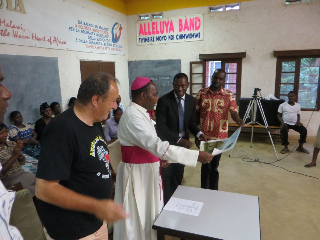 Bishop Stima receives a gift